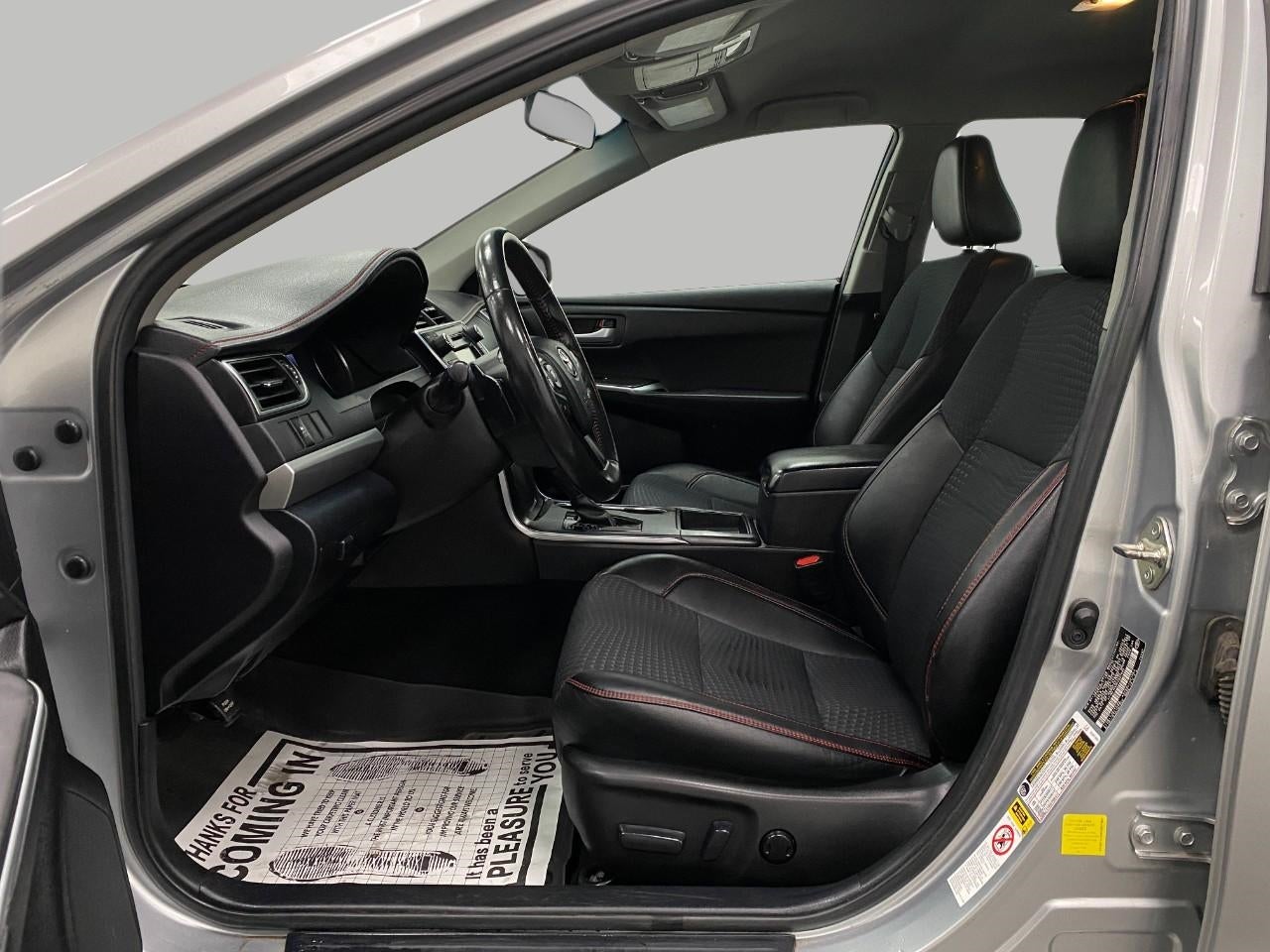 2015 Toyota Camry 4dr Sdn I4 Auto SE