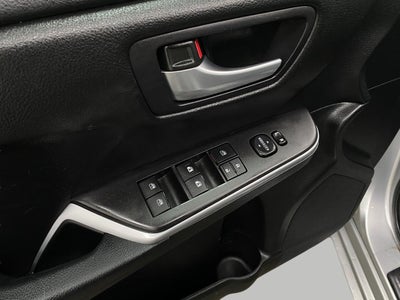 2015 Toyota Camry 4dr Sdn I4 Auto SE
