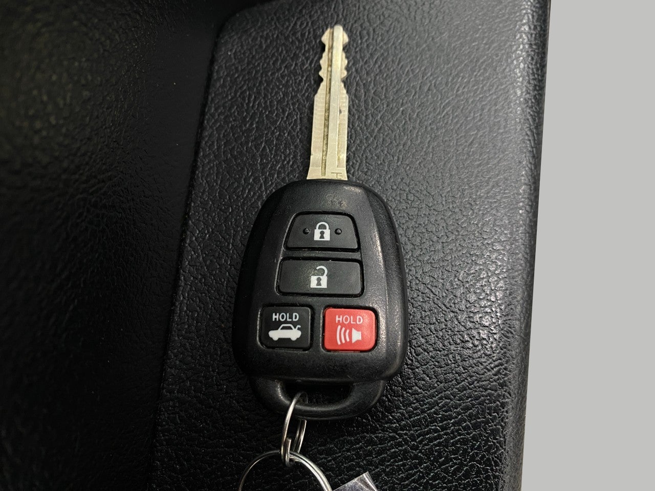 2015 Toyota Camry 4dr Sdn I4 Auto SE