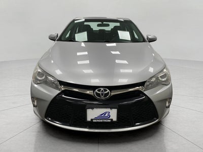 2015 Toyota Camry 4dr Sdn I4 Auto SE
