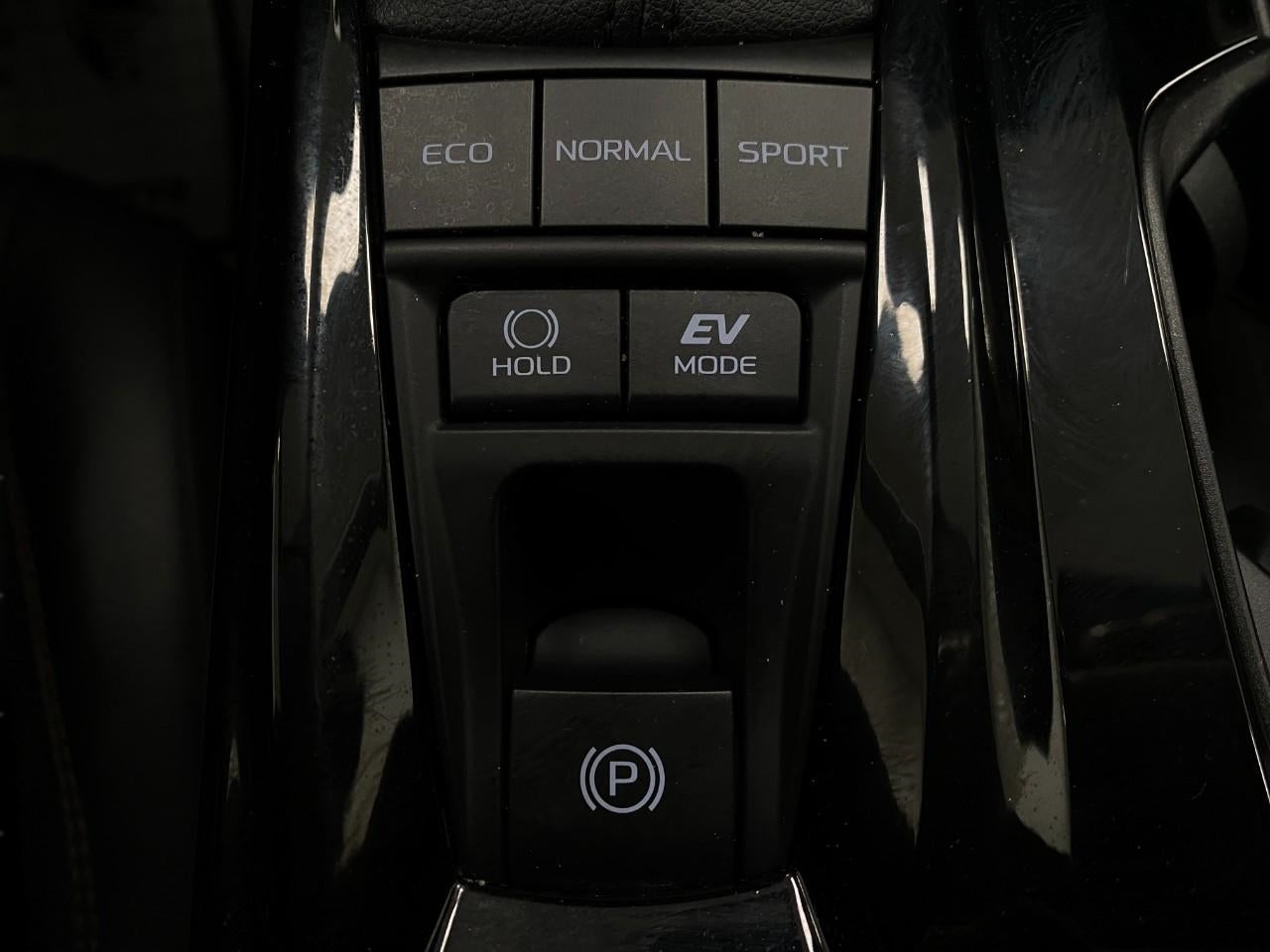 2025 Toyota Camry XLE AWD