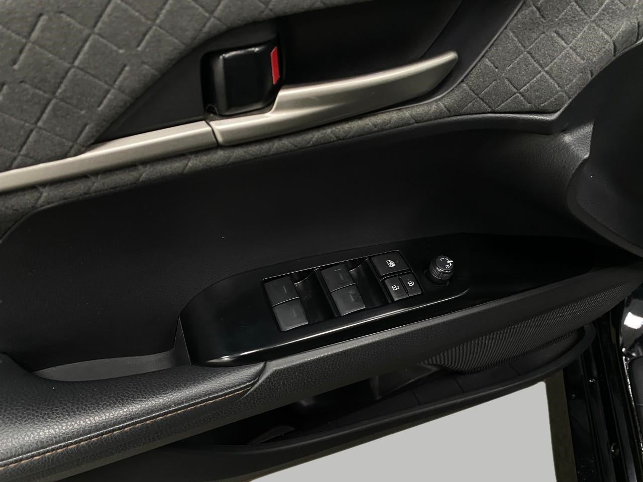 2025 Toyota Camry XLE AWD