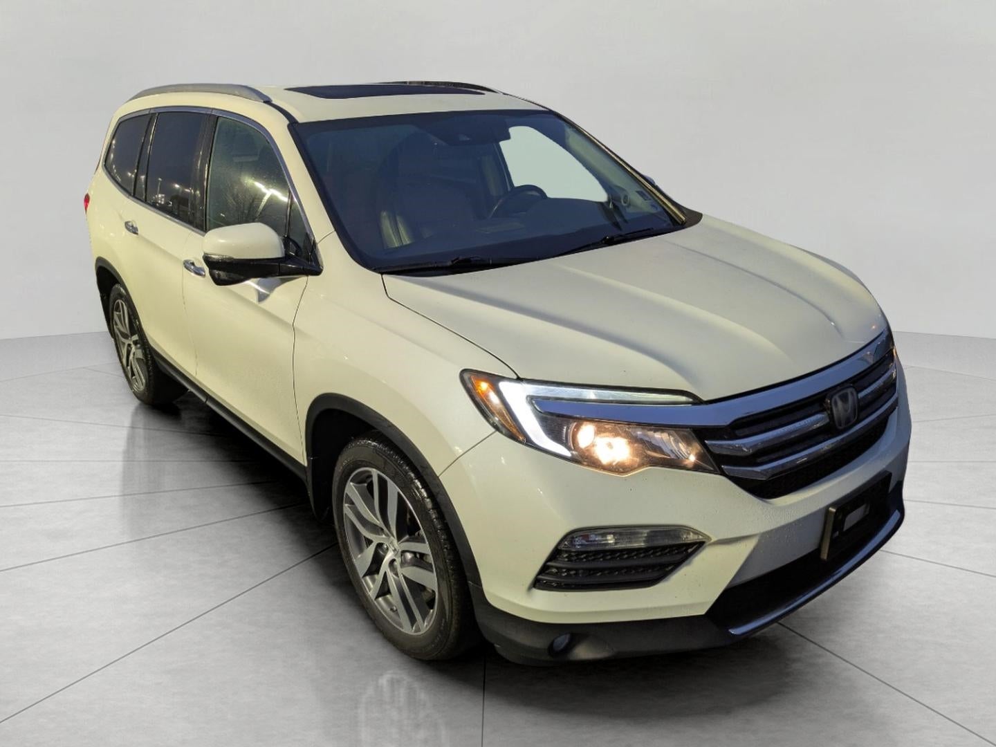 2017 Honda Pilot Touring AWD