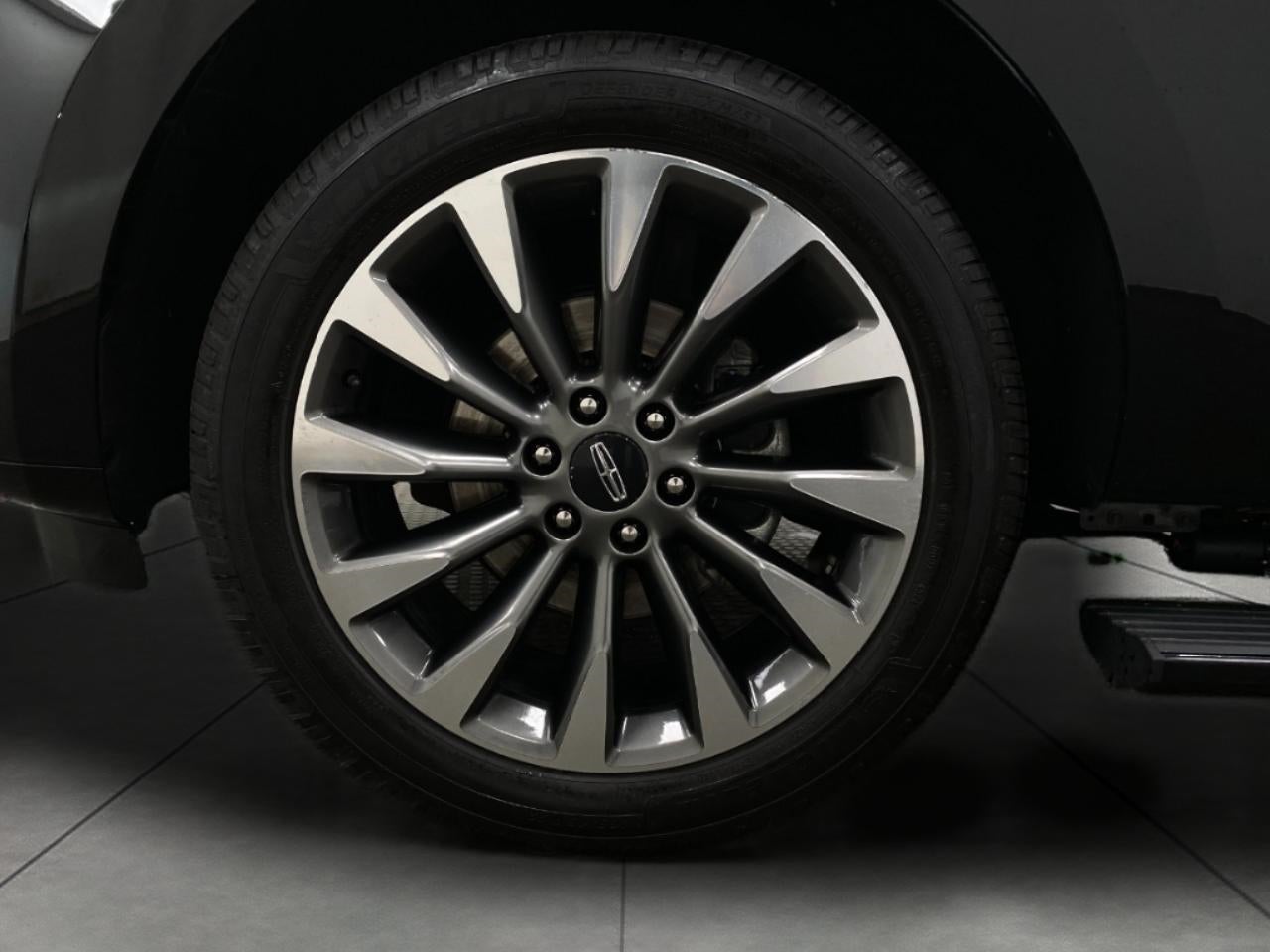 2019 Lincoln Navigator Select 4x4
