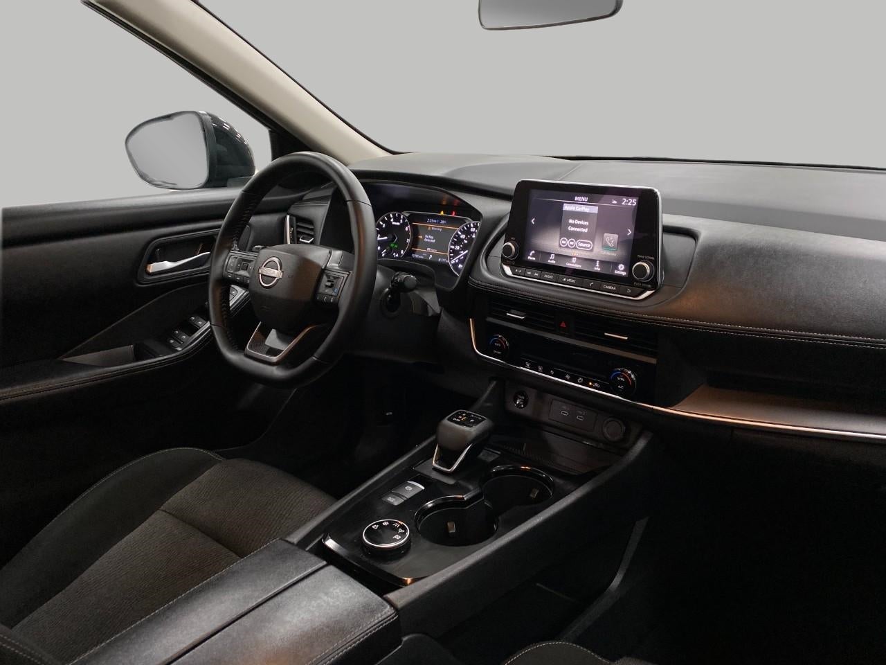 2025 Nissan Rogue AWD SV