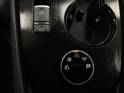 2025 Nissan Rogue AWD SV