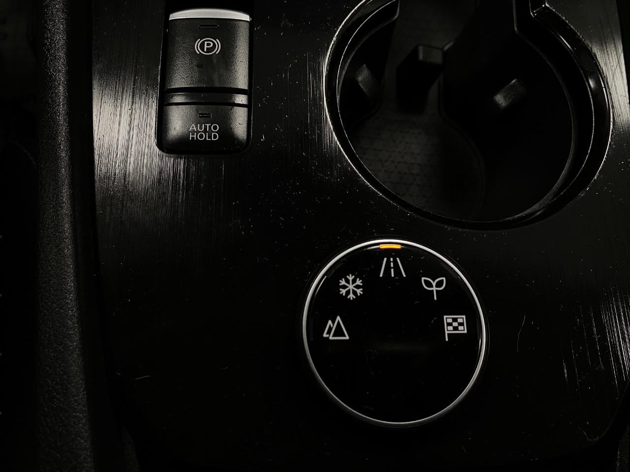 2025 Nissan Rogue AWD SV