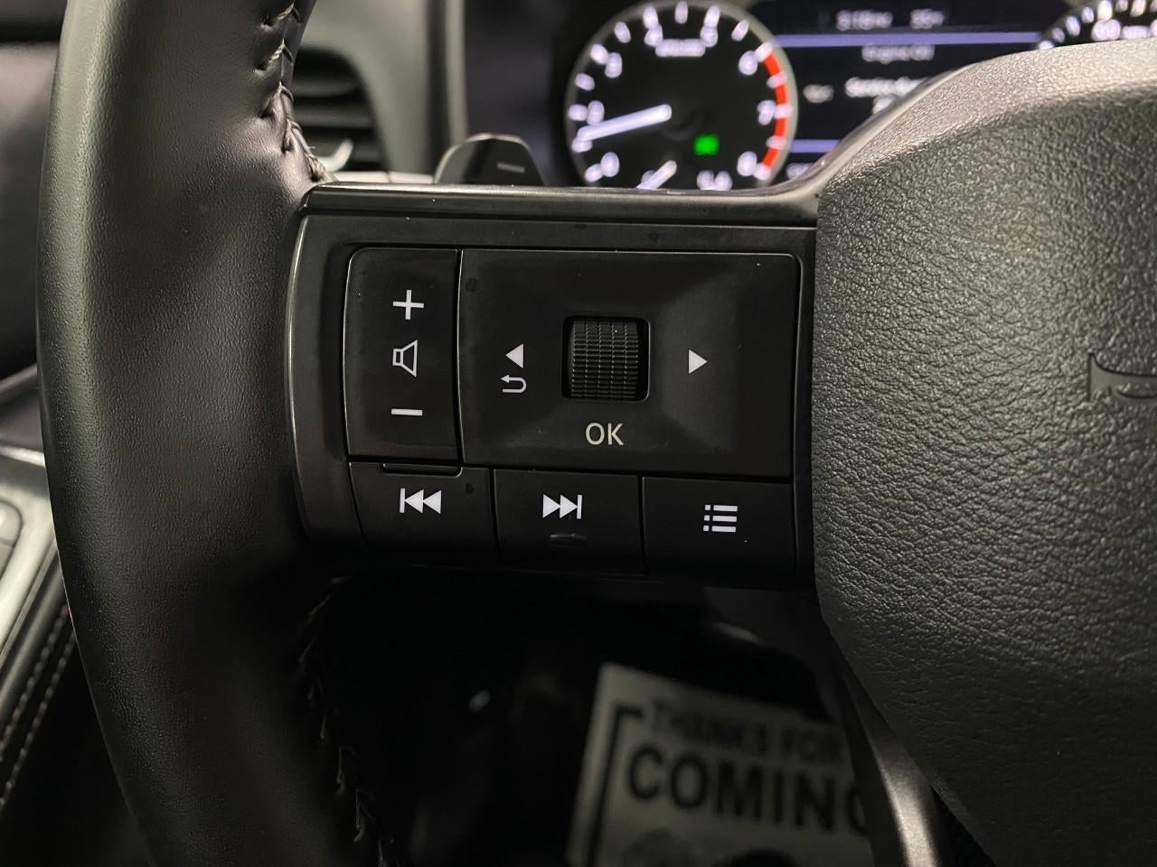 2025 Nissan Rogue AWD SV