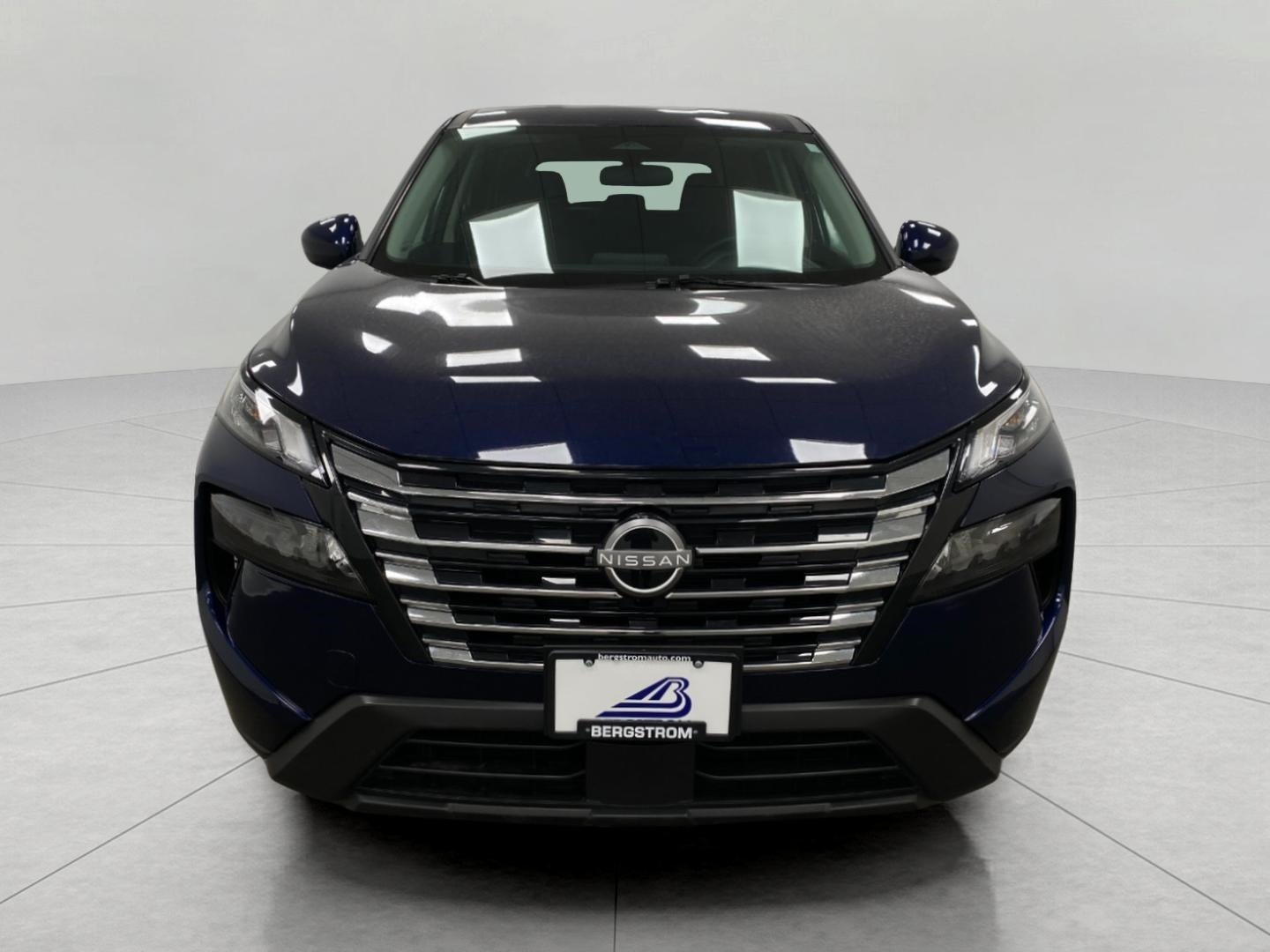 2025 Nissan Rogue AWD SV
