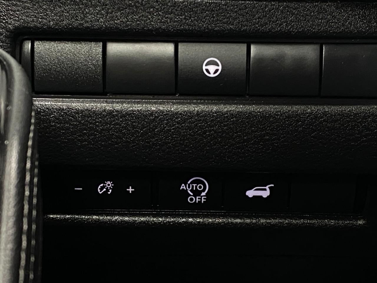 2025 Nissan Rogue AWD SV