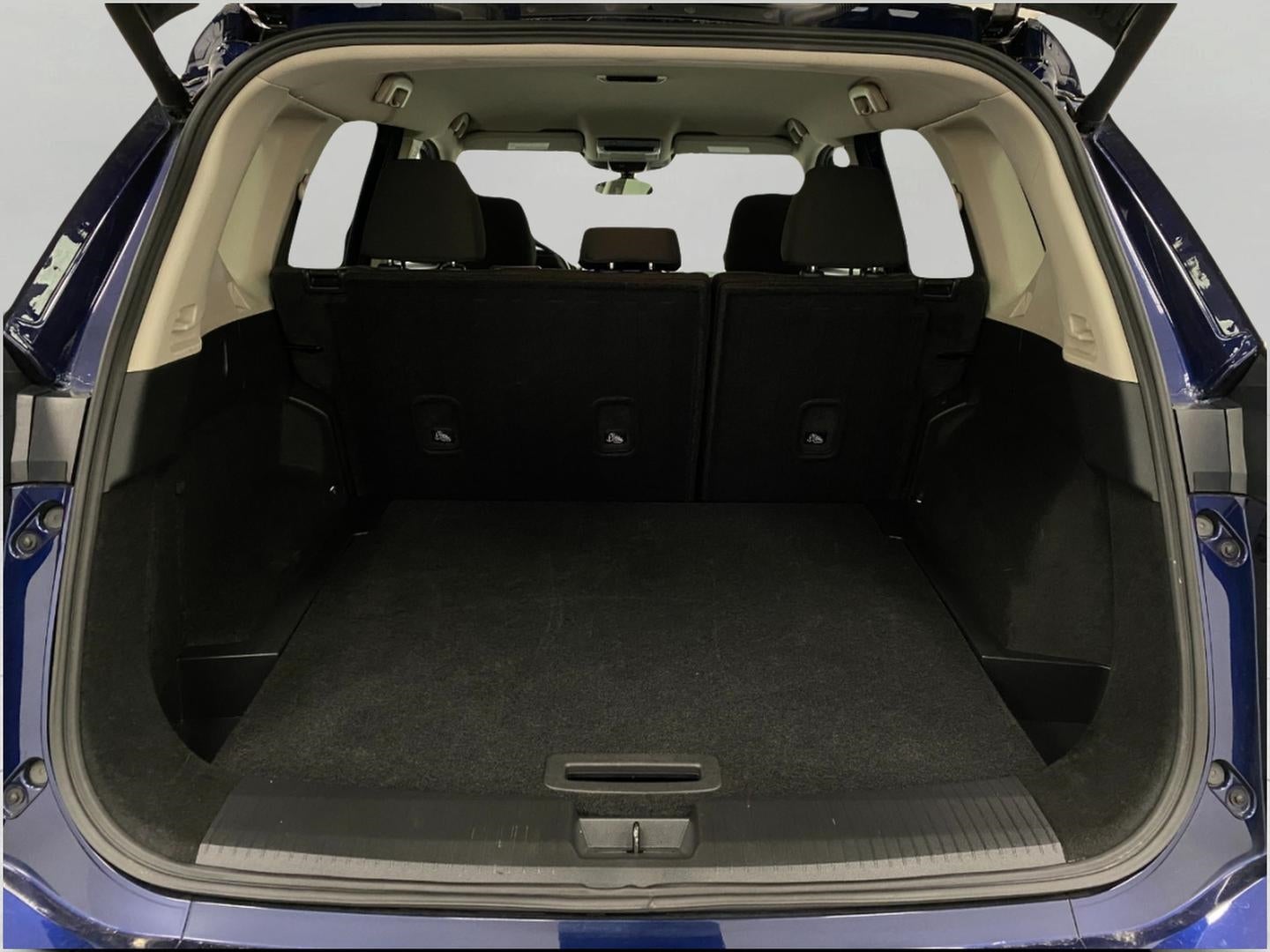 2025 Nissan Rogue AWD SV
