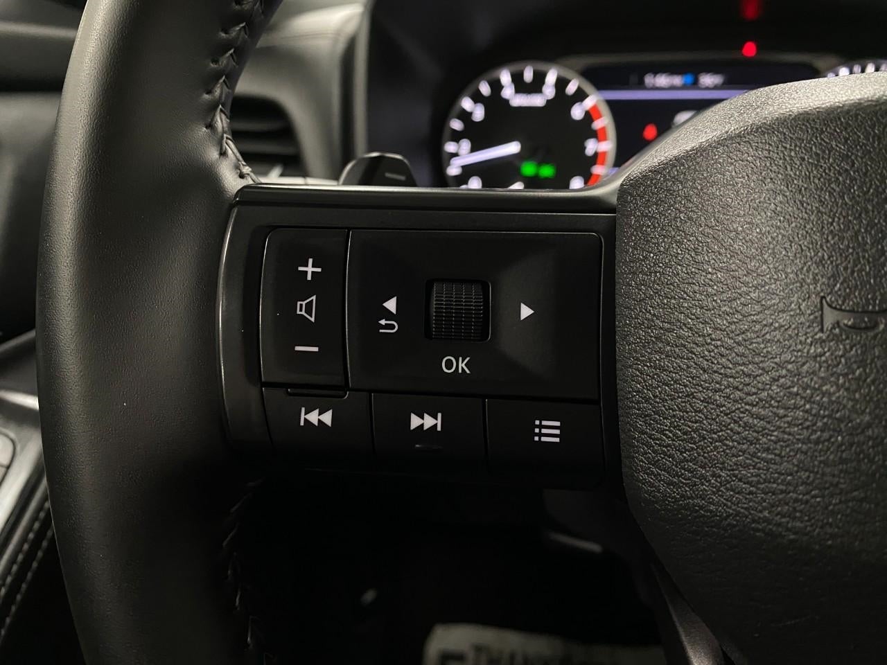 2025 Nissan Rogue AWD SV