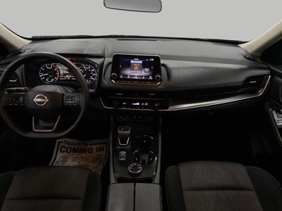 2025 Nissan Rogue AWD SV