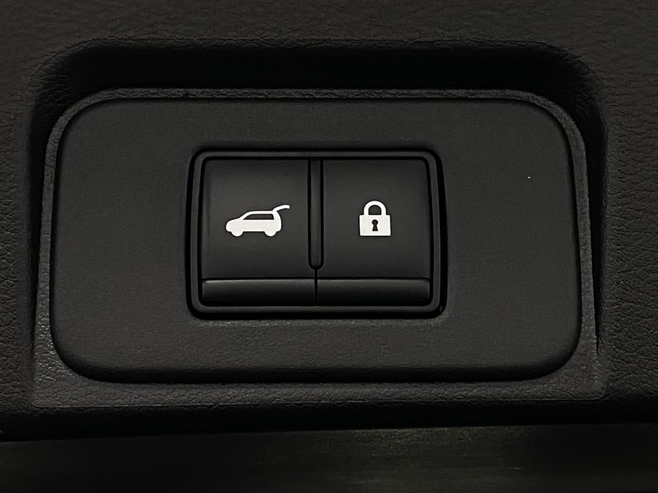 2025 Nissan Rogue AWD SV