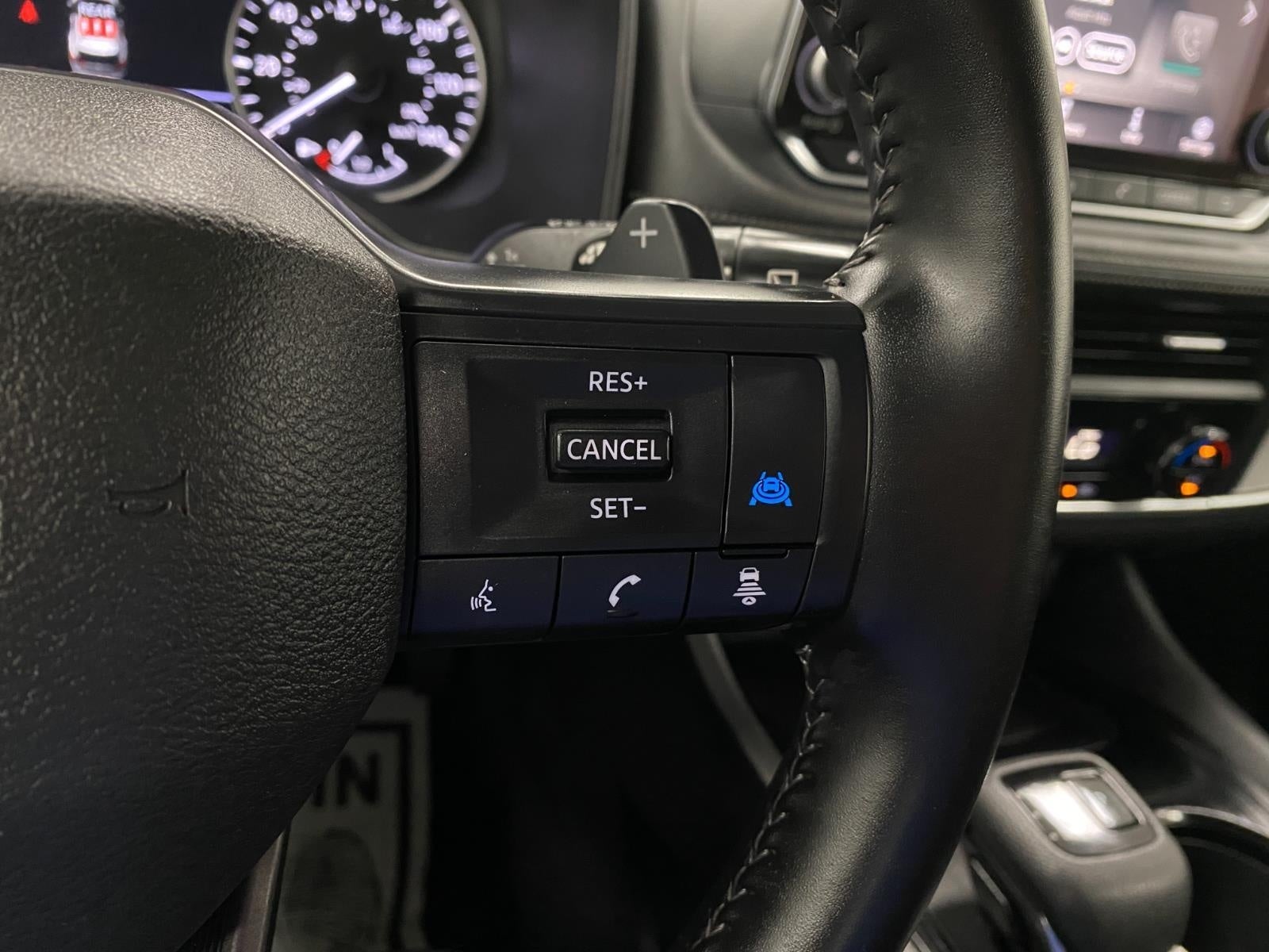 2025 Nissan Rogue AWD SV