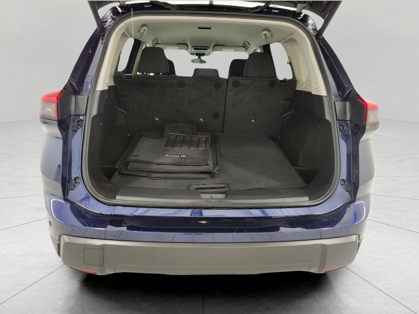 2025 Nissan Rogue AWD SV