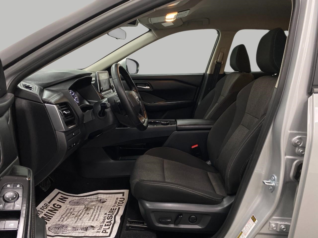 2025 Nissan Rogue AWD SV