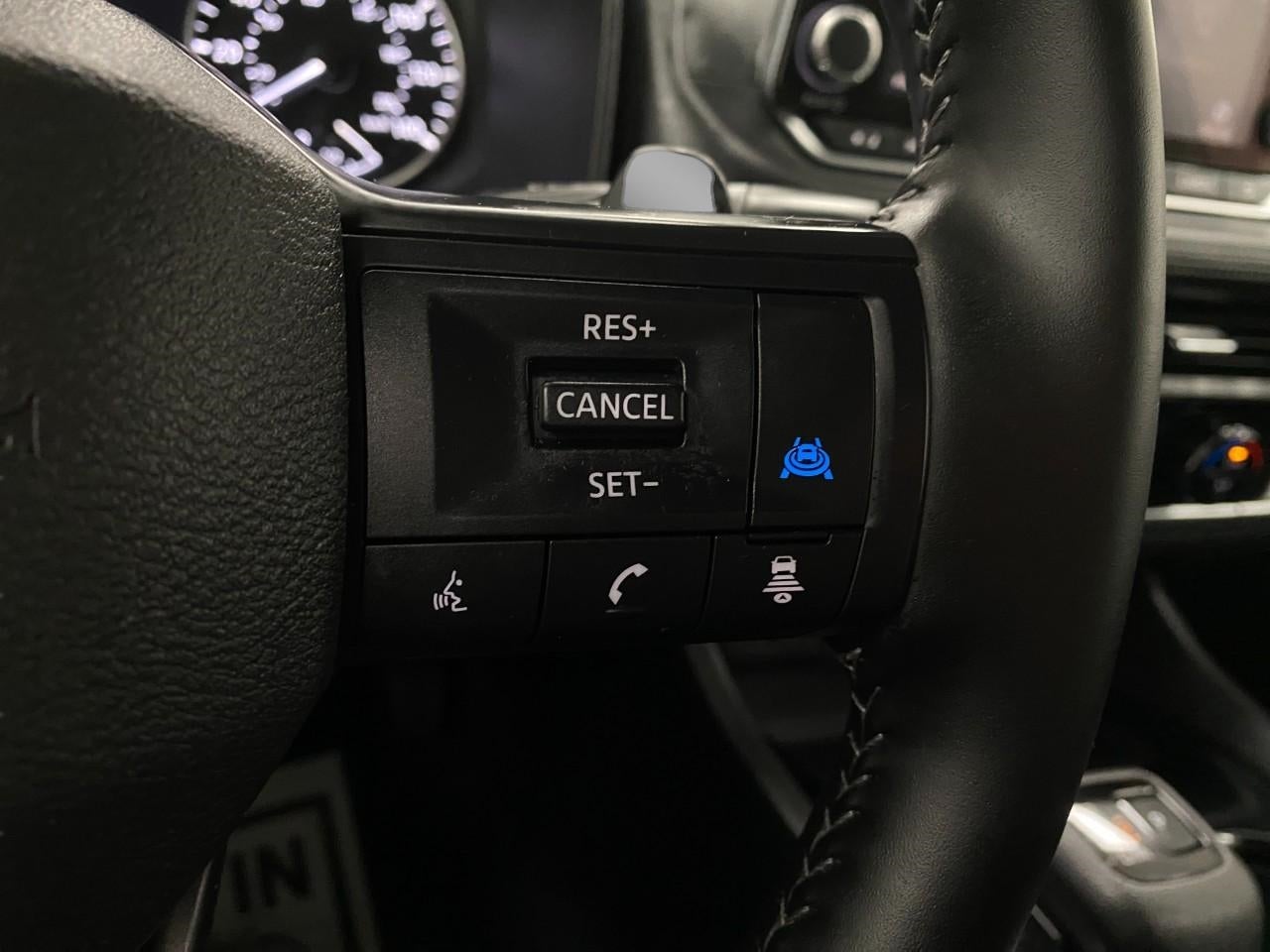 2025 Nissan Rogue AWD SV