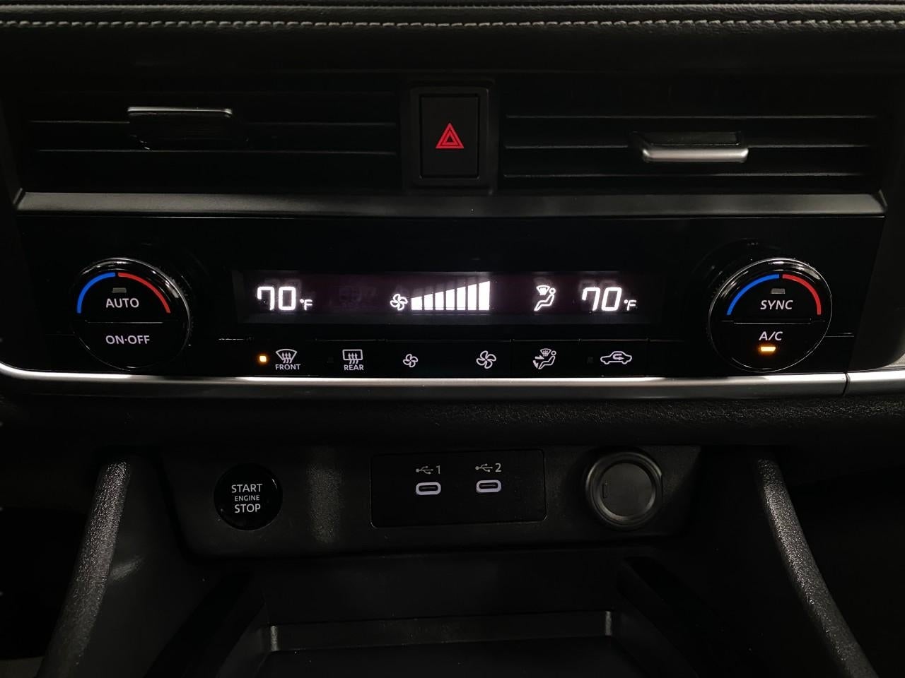 2025 Nissan Rogue AWD SV