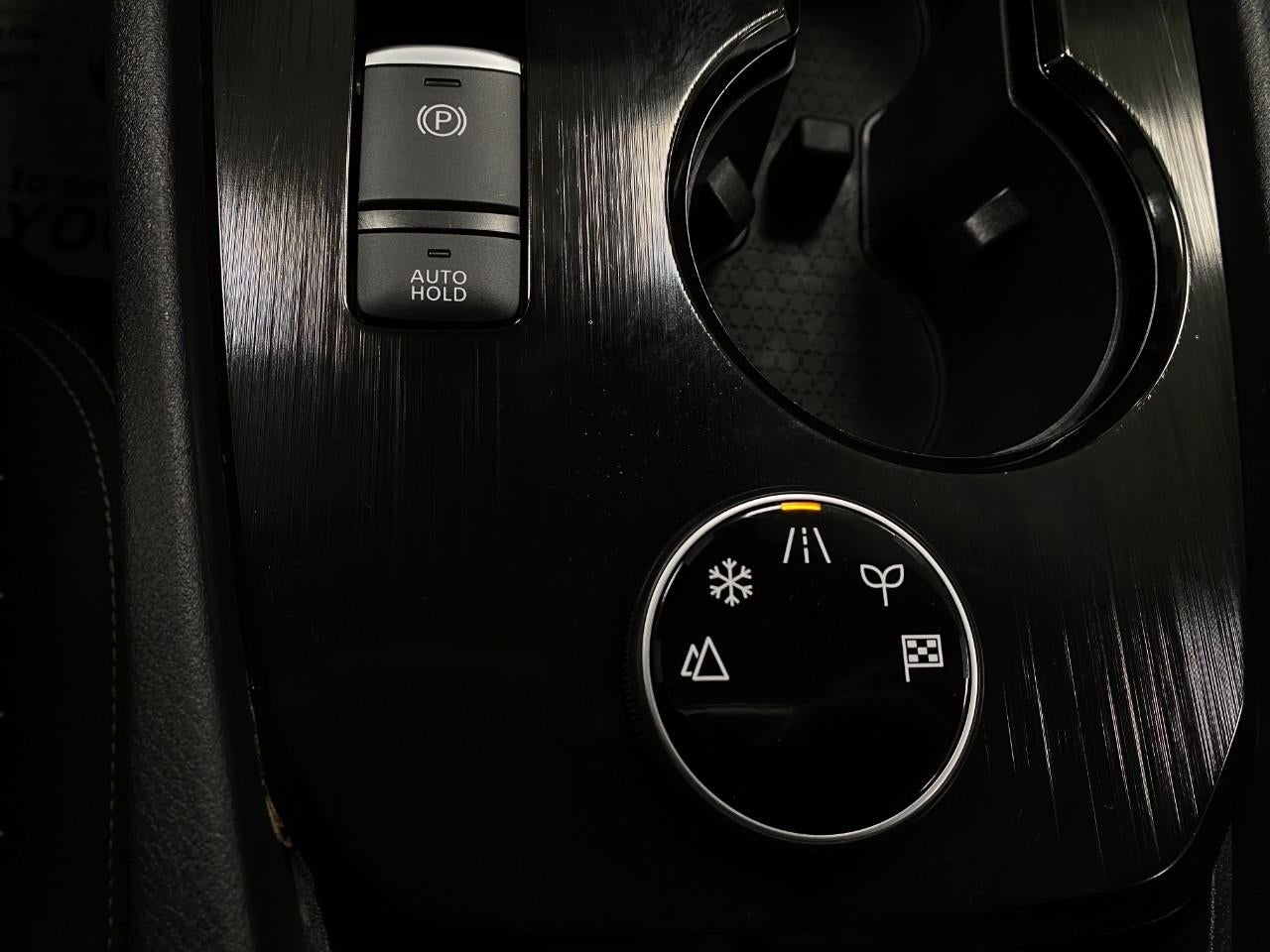 2025 Nissan Rogue AWD SV