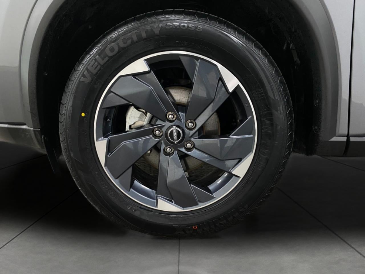 2025 Nissan Rogue AWD SV