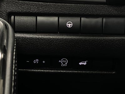 2025 Nissan Rogue AWD SV