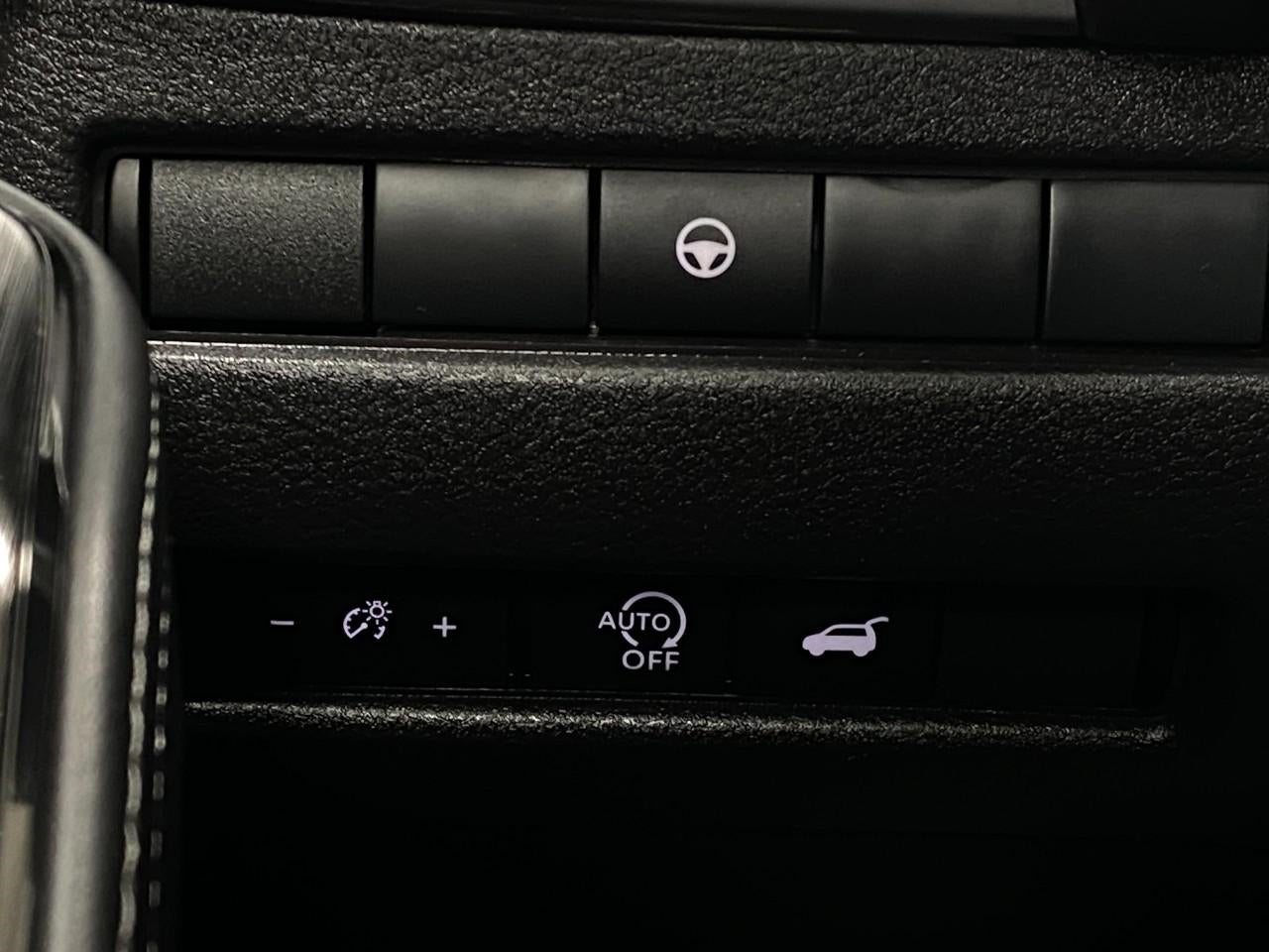 2025 Nissan Rogue AWD SV