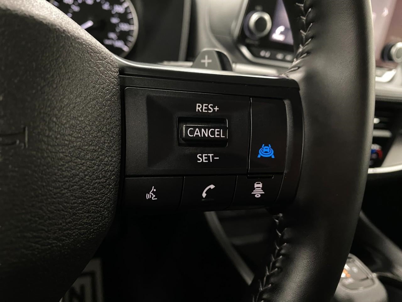 2025 Nissan Rogue AWD SV