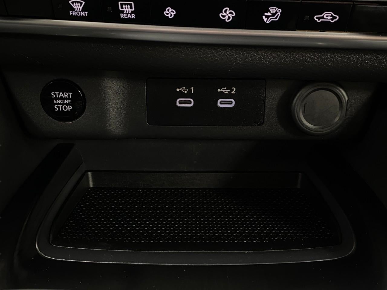 2025 Nissan Rogue AWD SV