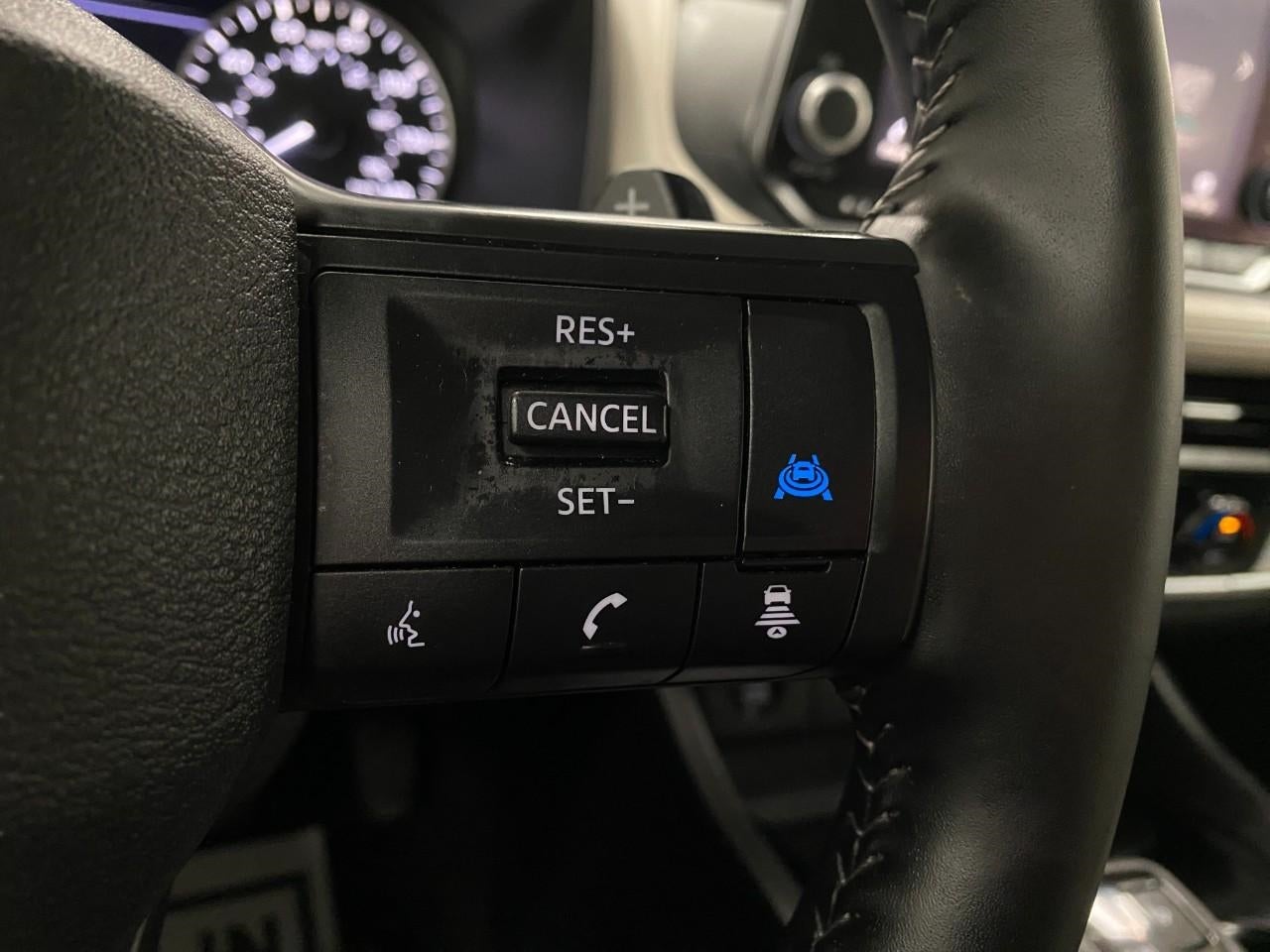 2025 Nissan Rogue AWD SV