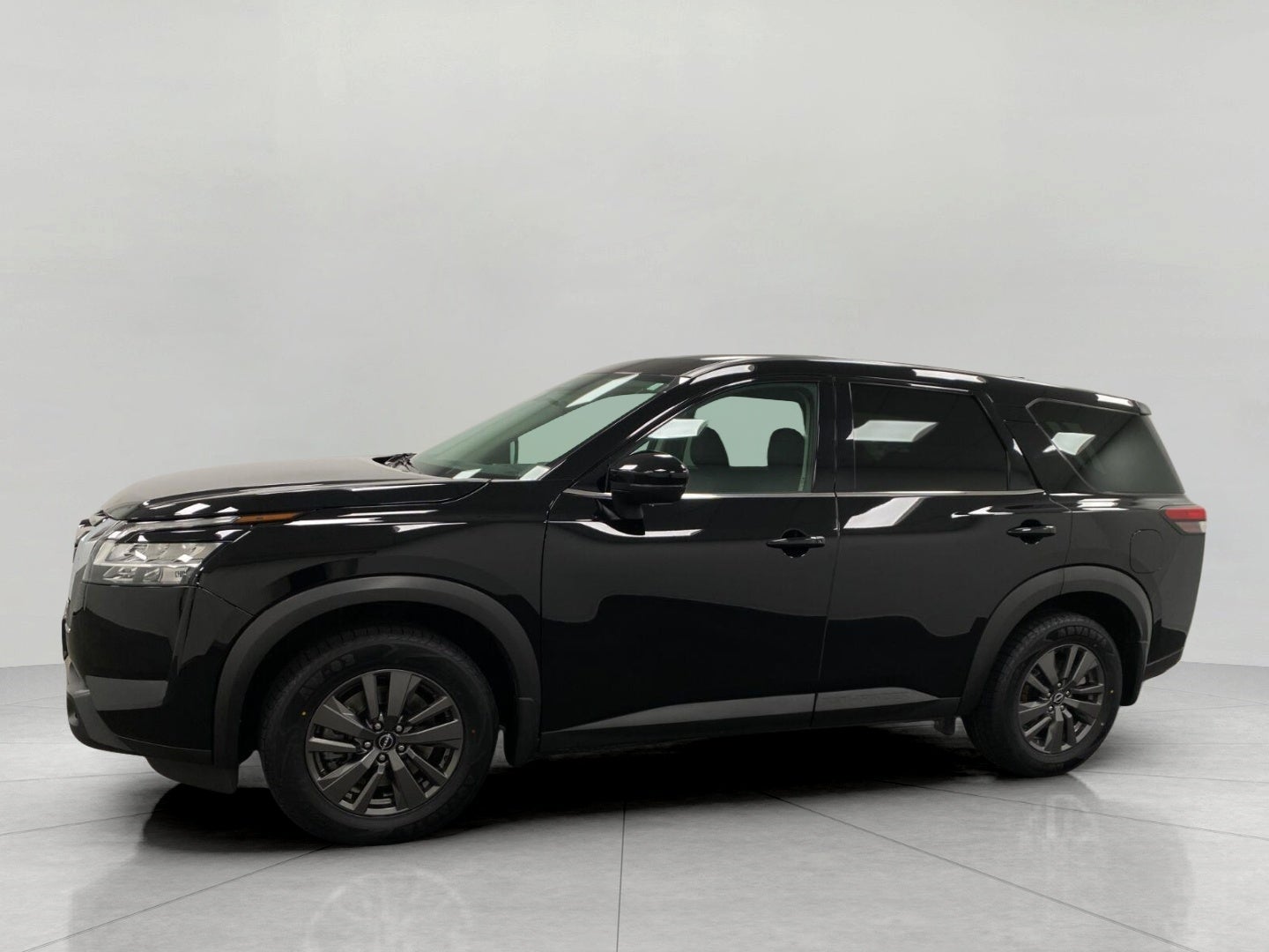 2022 Nissan Pathfinder S 4WD