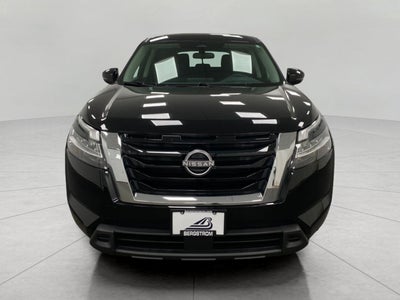 2022 Nissan Pathfinder S 4WD