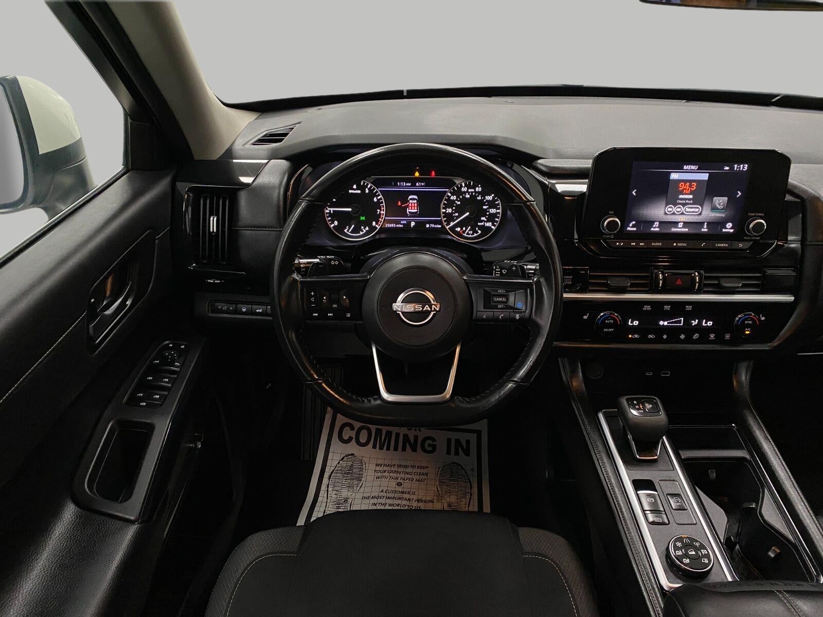 2025 Nissan Pathfinder SV 4WD
