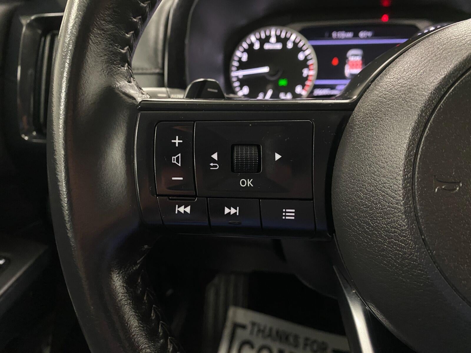 2025 Nissan Pathfinder SV 4WD