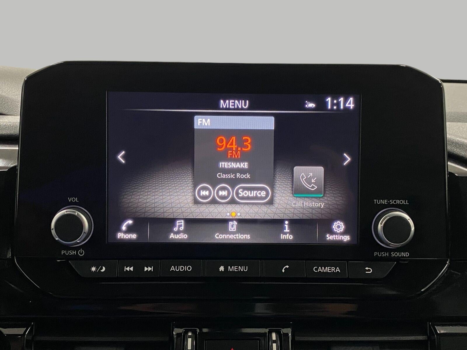 2025 Nissan Pathfinder SV 4WD