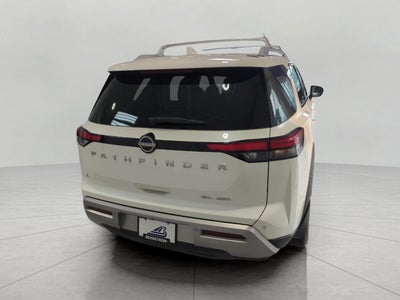 2023 Nissan Pathfinder SL 4WD