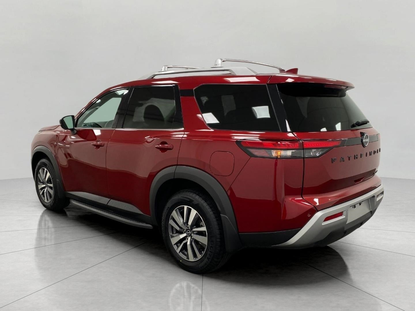2024 Nissan Pathfinder SL 4WD
