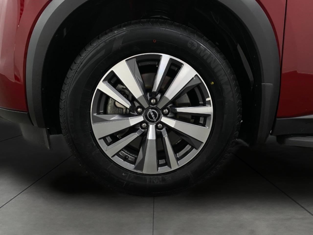 2024 Nissan Pathfinder SL 4WD