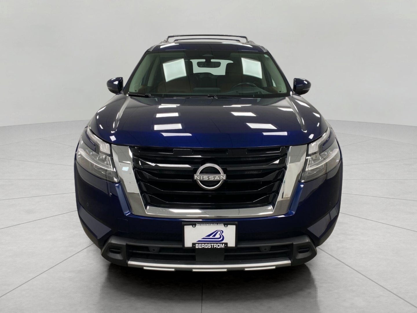 2024 Nissan Pathfinder Platinum 4WD