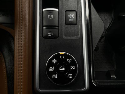2024 Nissan Pathfinder Platinum 4WD