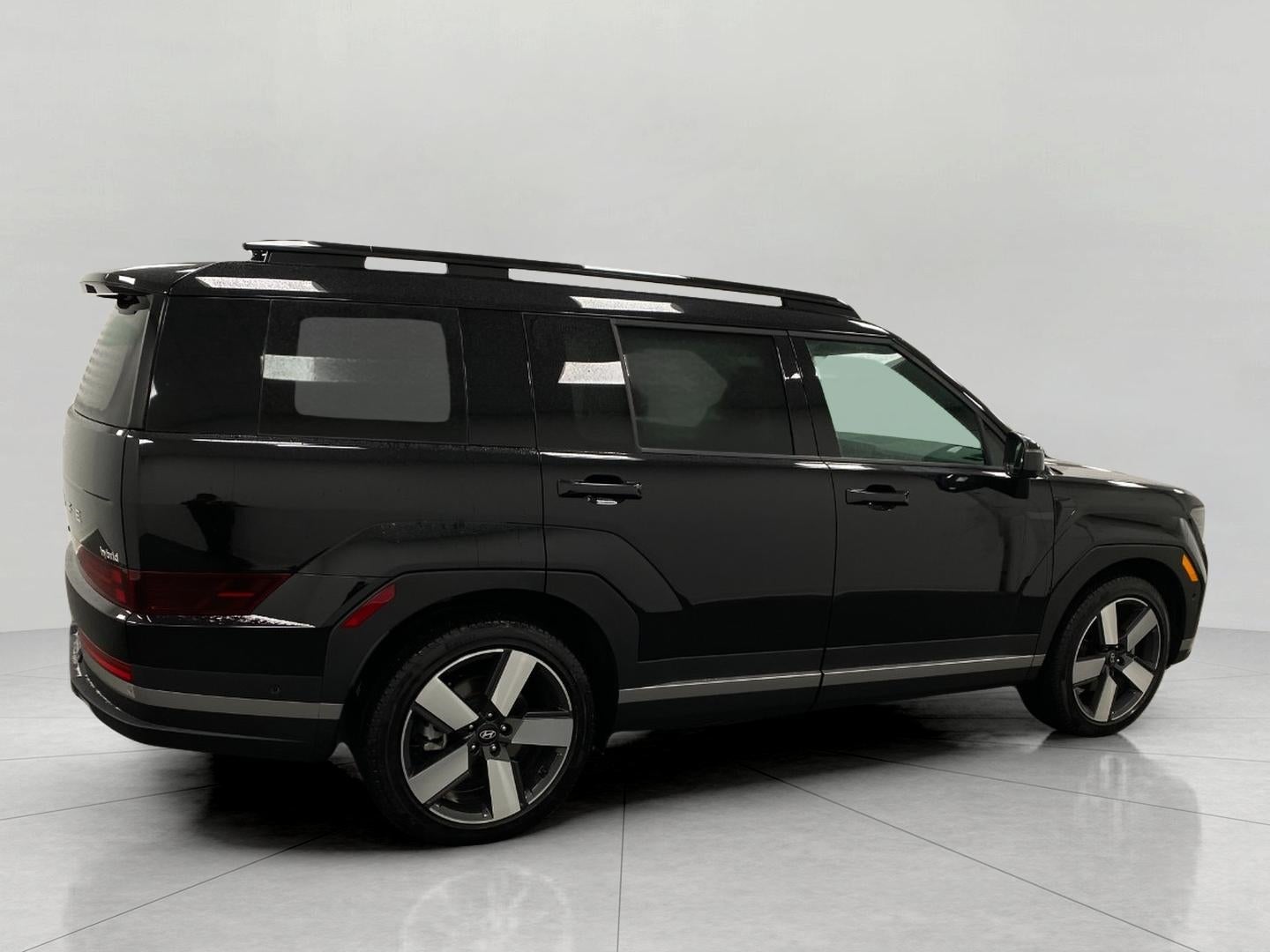 2025 Hyundai Santa Fe Hybrid Limited FWD