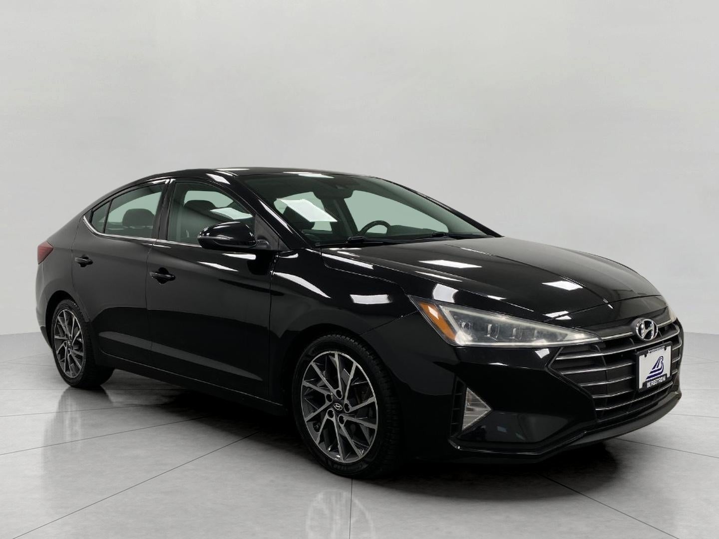 2019 Hyundai Elantra Limited Auto