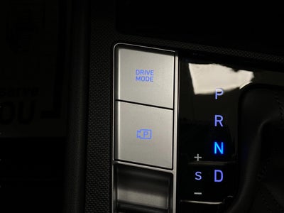 2023 Hyundai Elantra Limited IVT