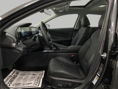 2023 Hyundai Elantra Limited IVT
