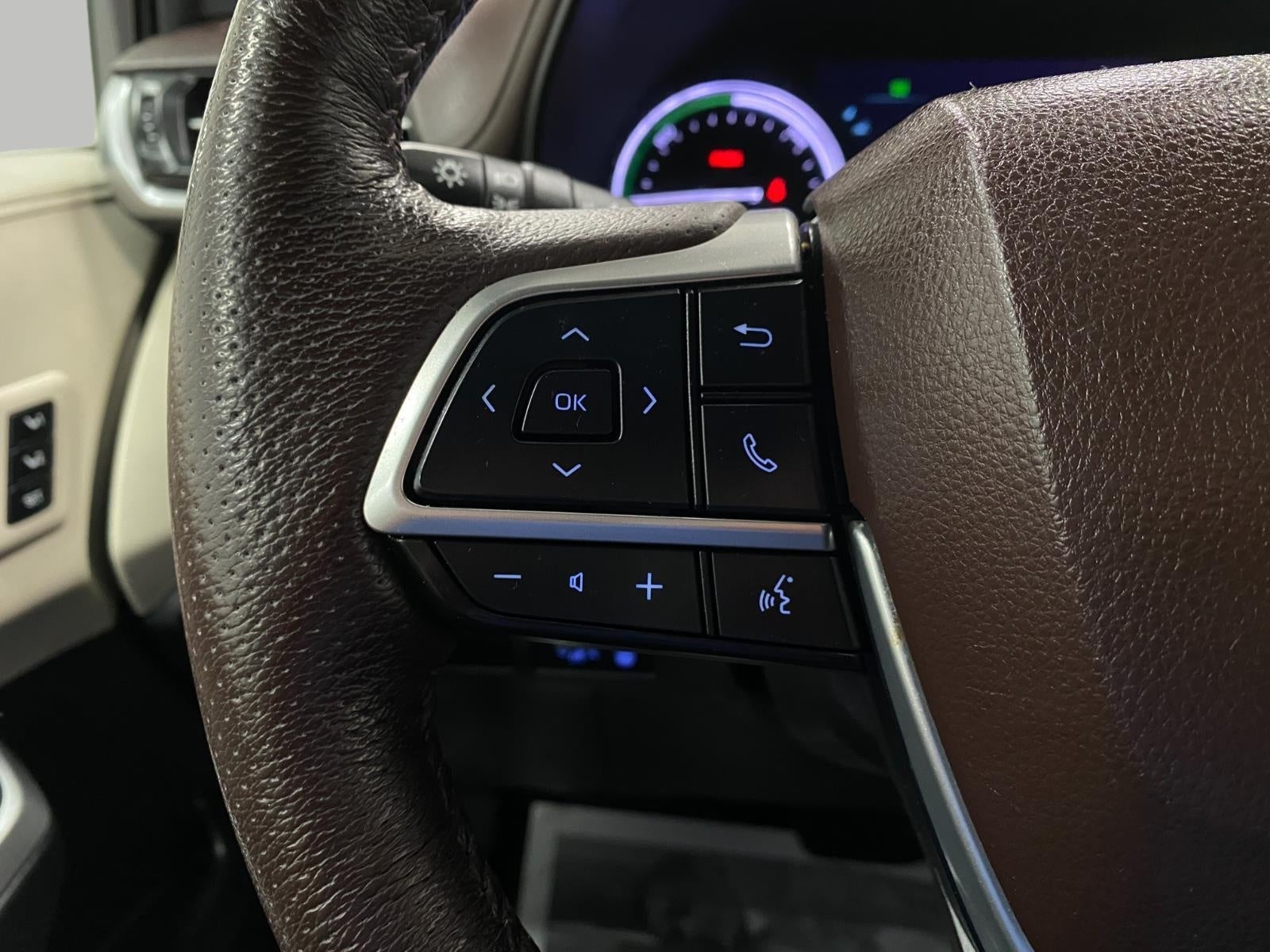2022 Toyota Sienna Platinum AWD 7-Passenger