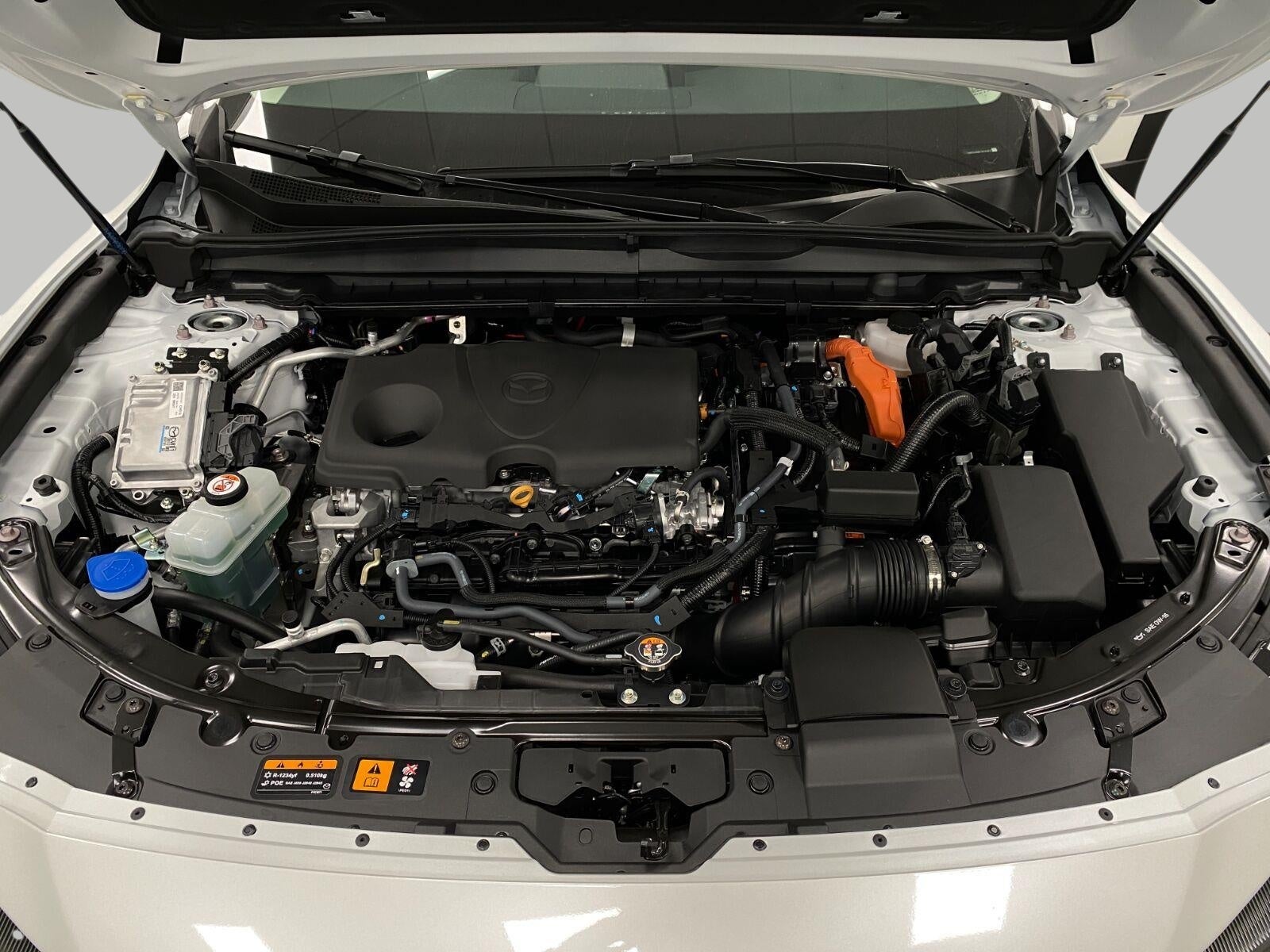 2026 Mazda Mazda CX-50 Hybrid Preferred AWD
