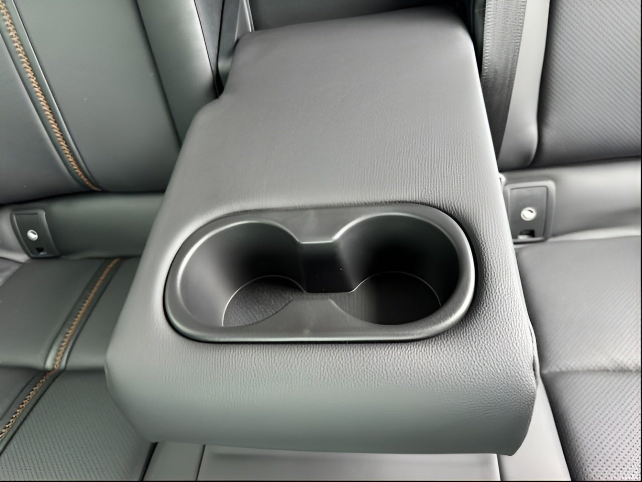 2025 Mazda Mazda CX-50 Hybrid Premium AWD