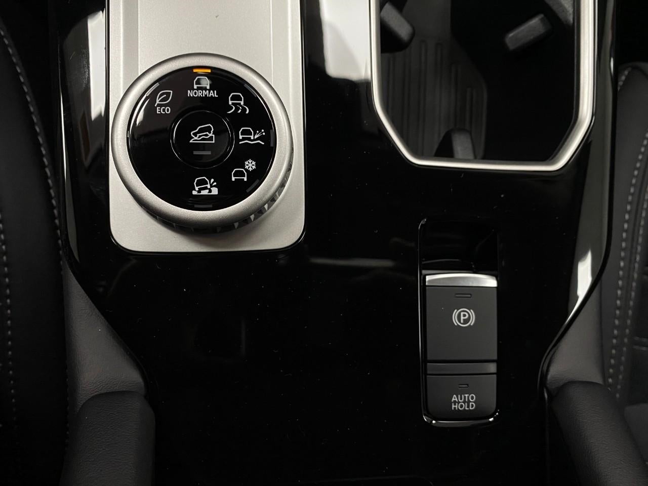 2025 Mitsubishi Outlander SE S-AWC