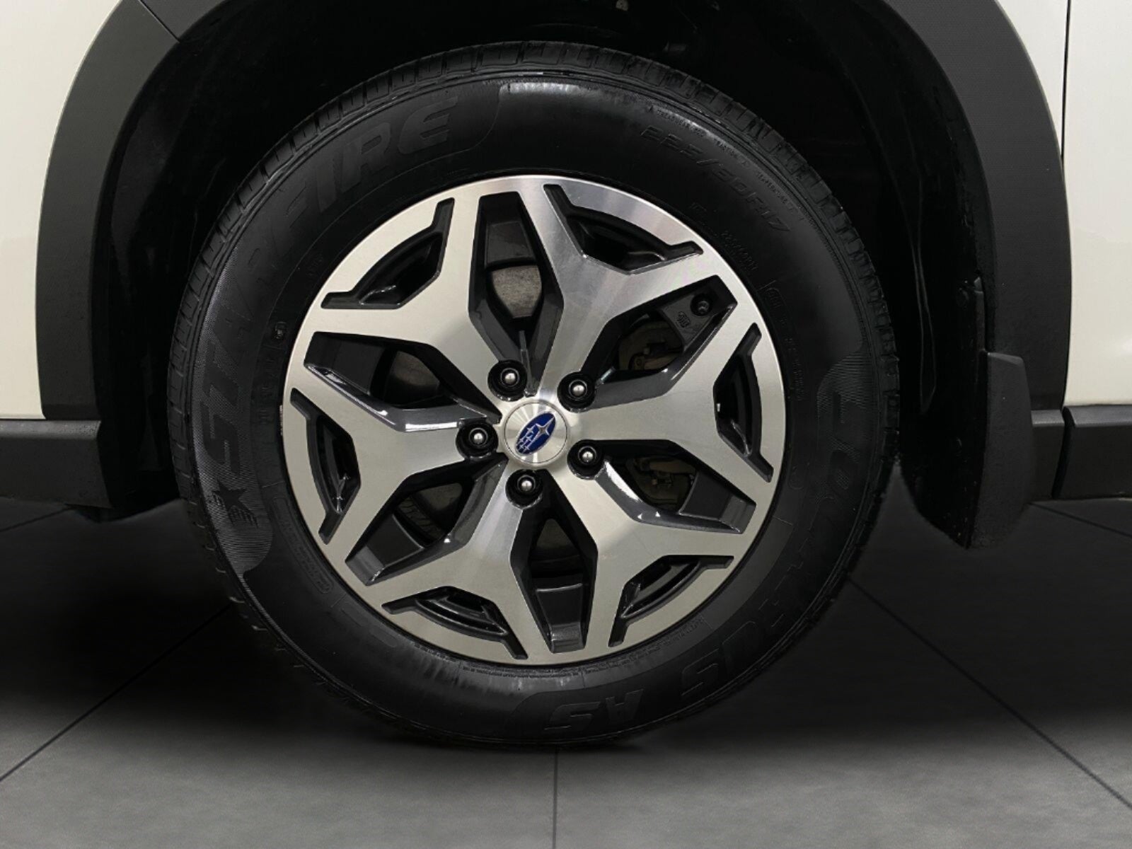 2023 Subaru Forester Premium CVT