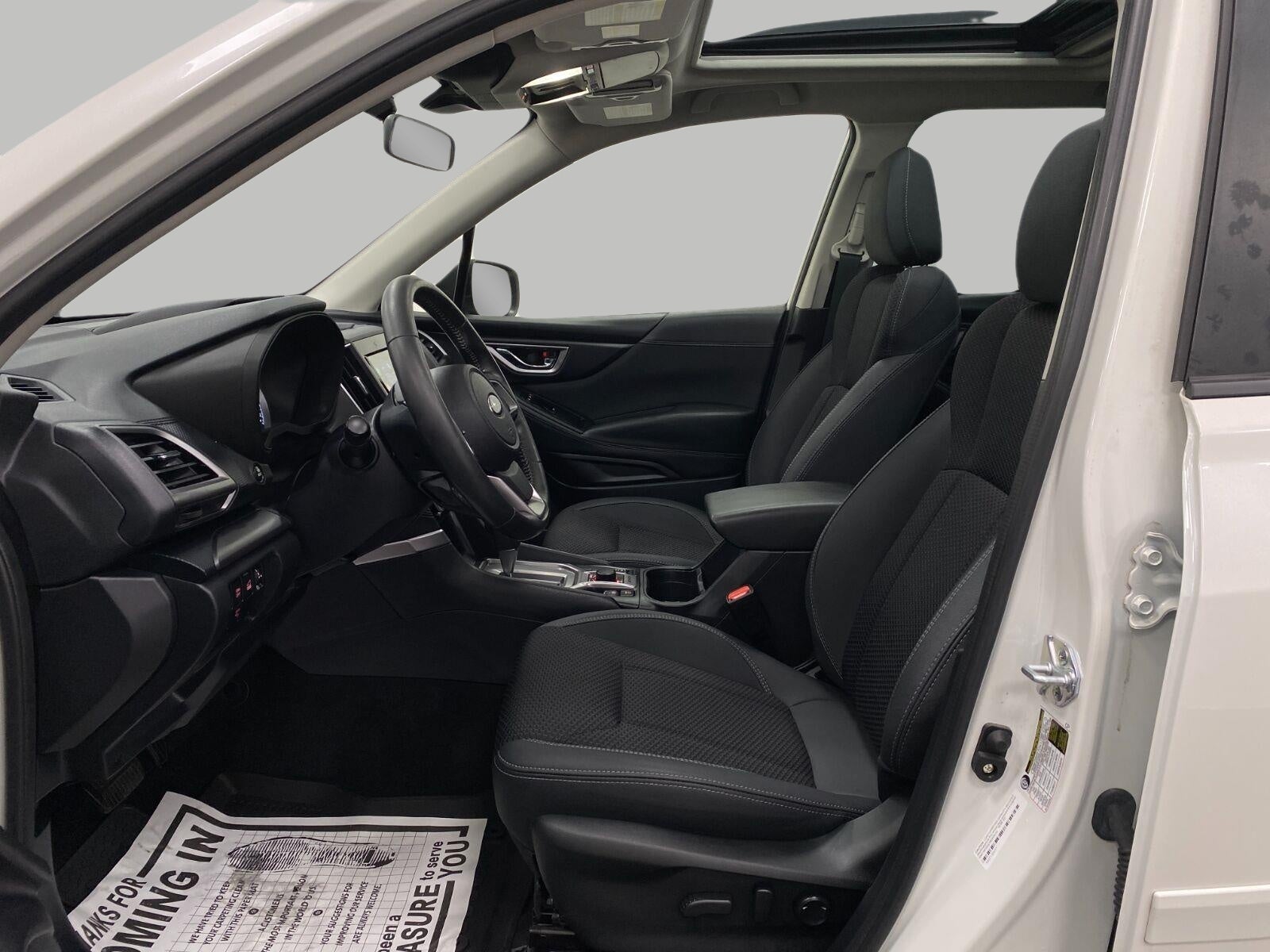 2023 Subaru Forester Premium CVT